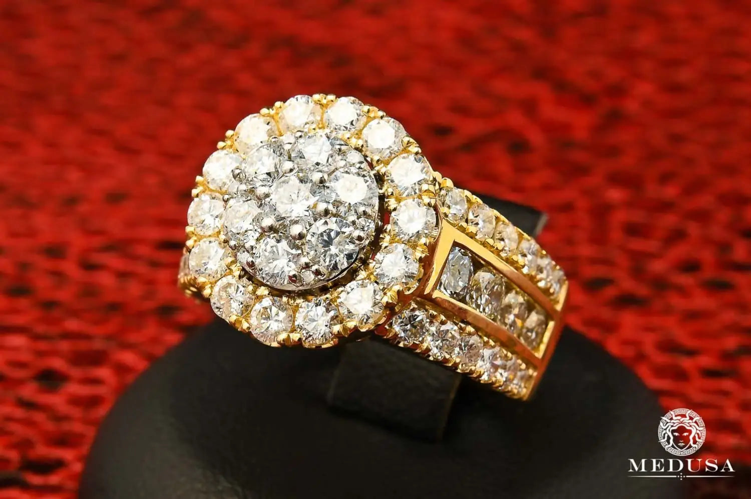 Women's Diamond Ring
