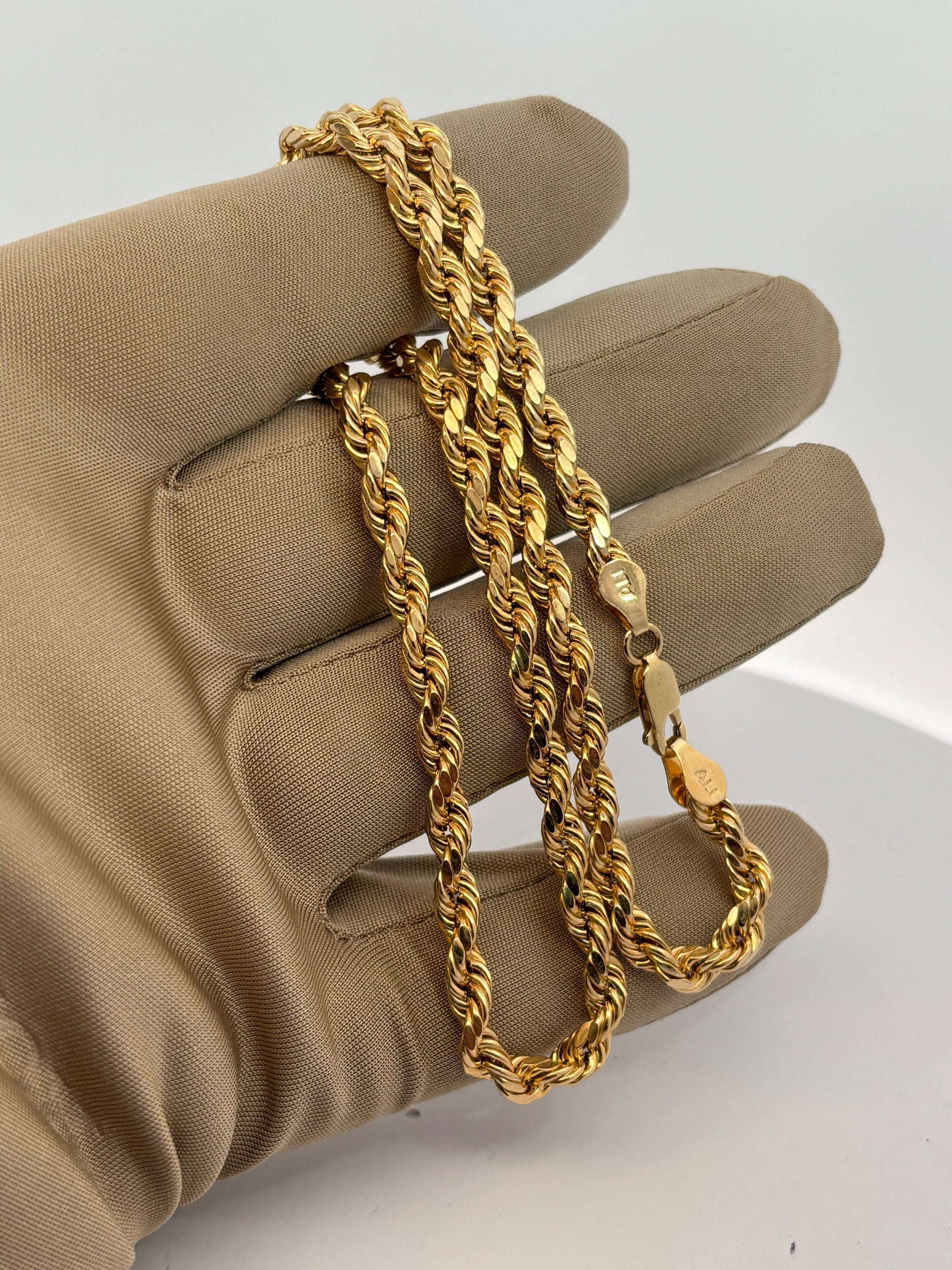 Bijoux Liquidation | Remise à Neuf 4.6mm Torsade diamond cut