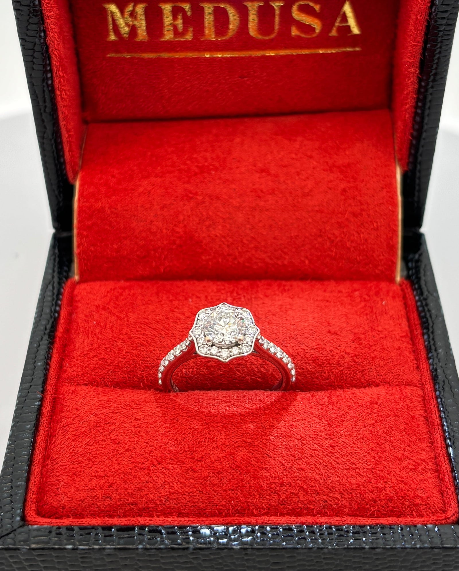 Bijoux Liquidation | Remise à Neuf Bague diamant GIA