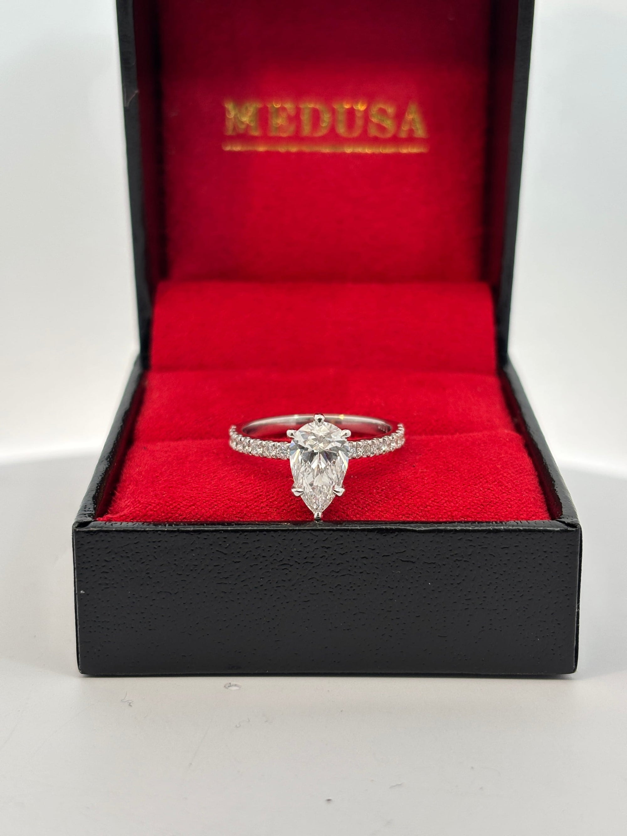 Bijoux Liquidation | Neuf Bague Diamant Pear cut LAB (CBE53)