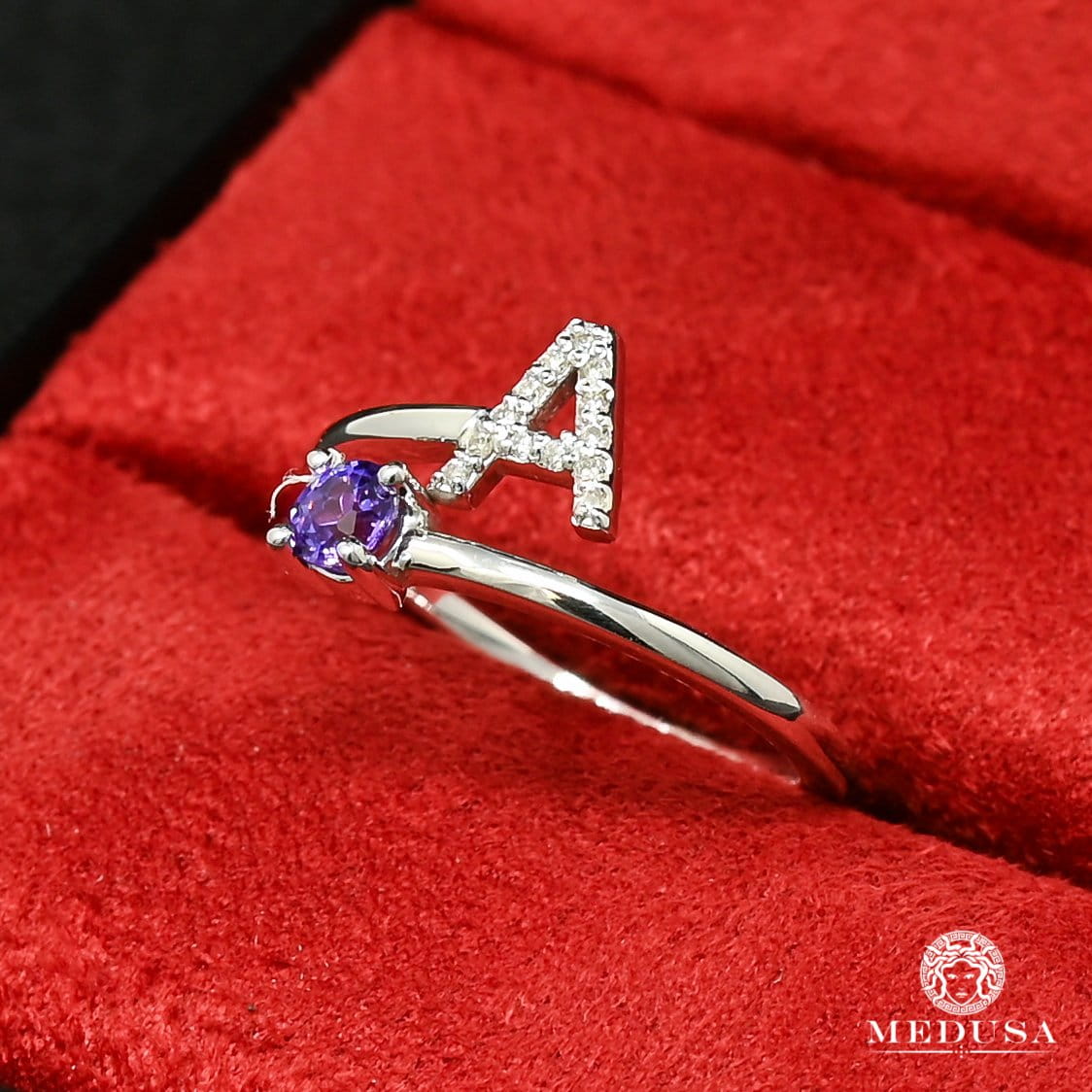 Bague en Or Custom | Bijoux Custom Bague Initiale &amp; Pierre Naissance Sur-Mesure Or Blanc