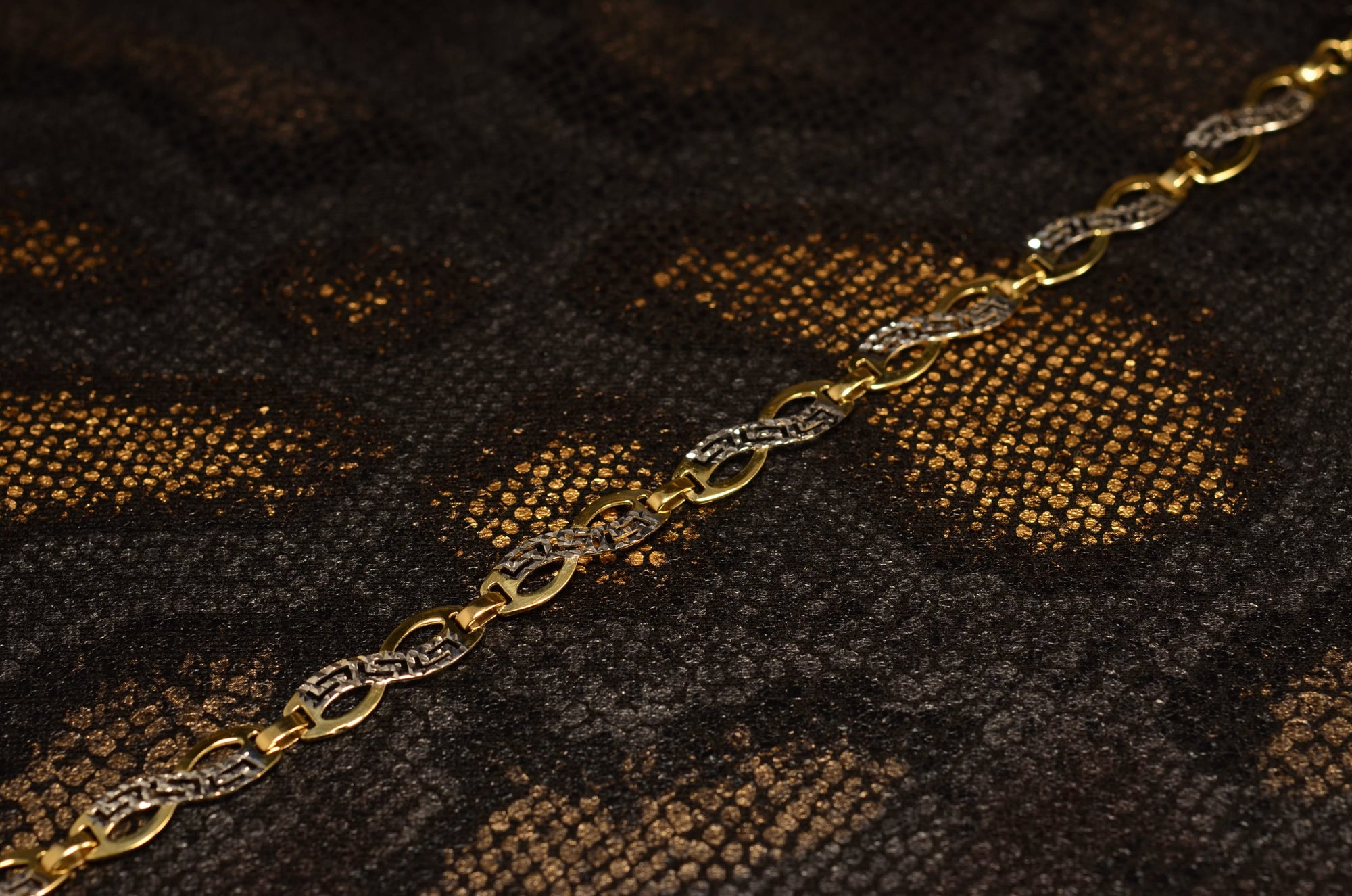 Bracelet en Or 10K | Bracelet Femme Boundless F4 - Infinity