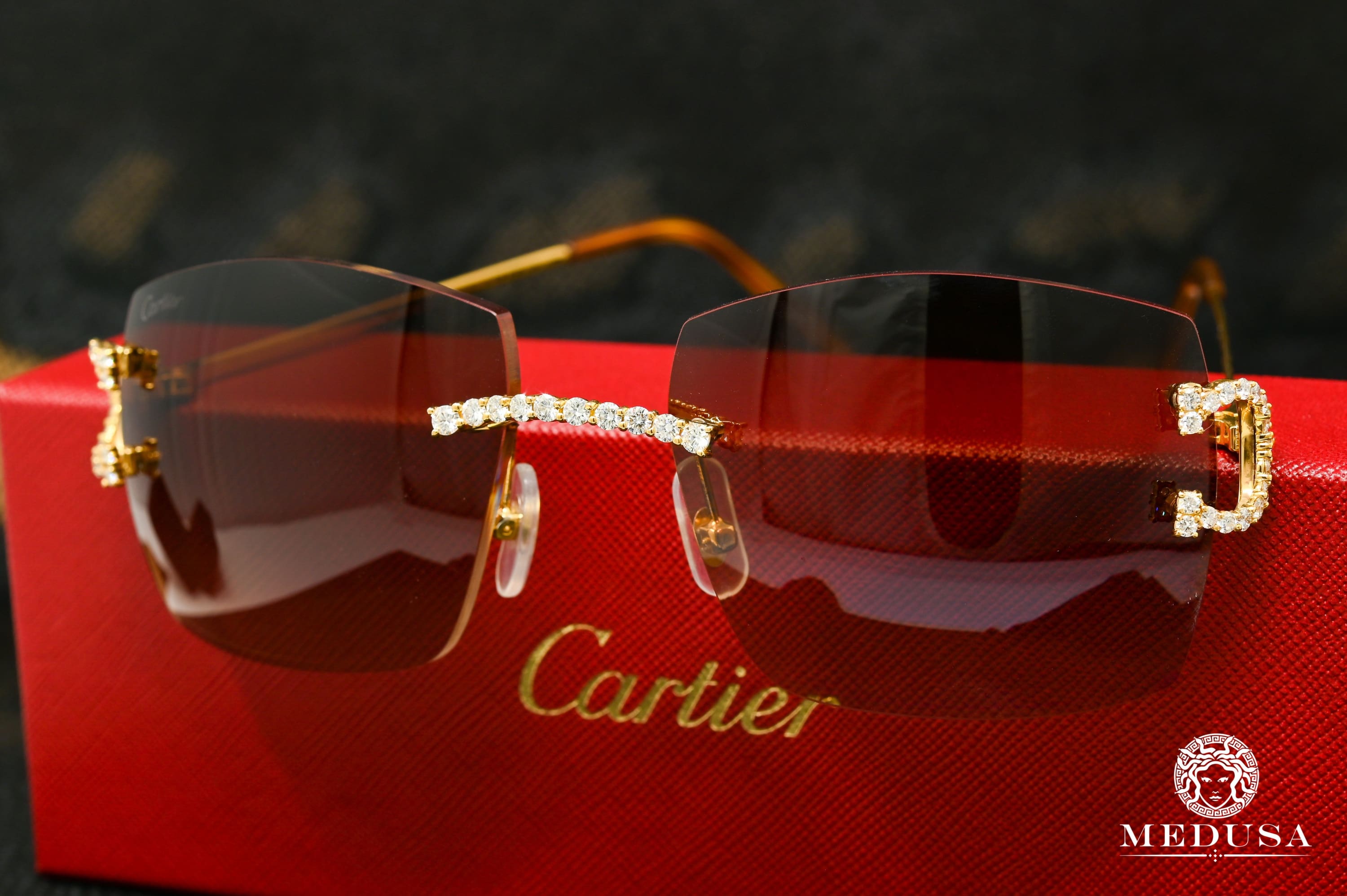 CRESW00599 - Signature C de Cartier sunglasses - Smooth golden-finish  metal, graduated brown lenses - Cartier